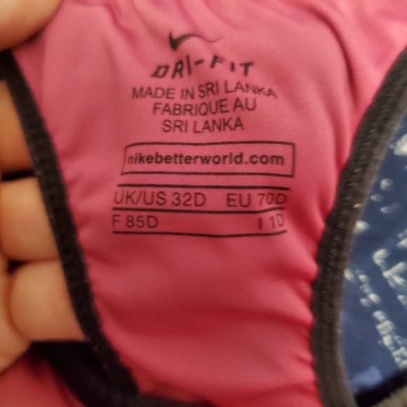 Sports bra - Picture 3 of 4